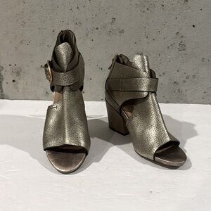 Naked Feet Soft Gold Lyra Leather Peep-Toe Bootie Size 8.5